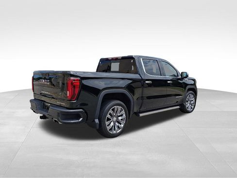 Used 2022 GMC Sierra 1500 Denali w/ Denali Reserve Package AWD/4WD image 6