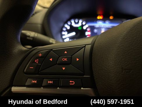 Used 2025 Nissan Sentra SV FWD image 16