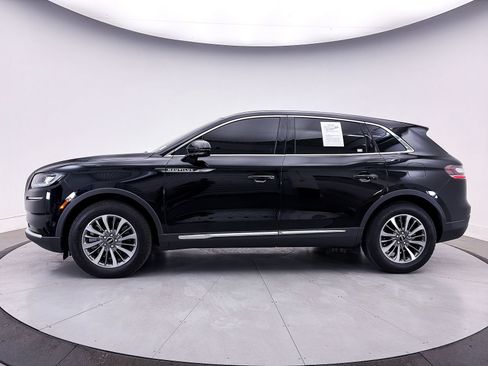 Used 2023 Lincoln Nautilus FWD w/ Premium Package image 38
