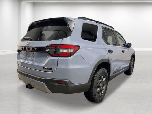 New 2026 Honda Pilot TrailSport image 7