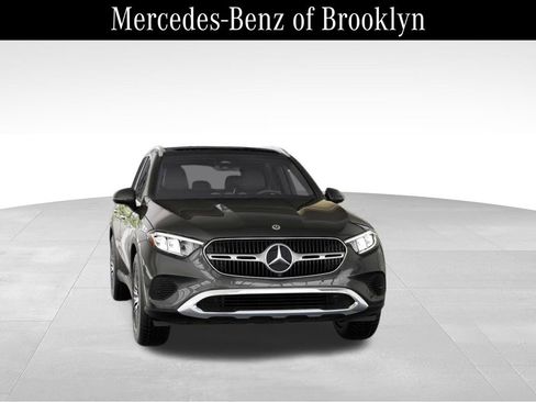 Certified 2025 Mercedes-Benz GLC 300 4MATIC image 8