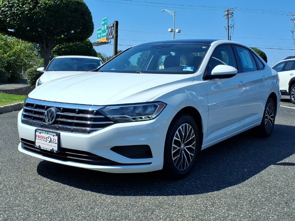 Used 2019 Volkswagen Jetta SE FWD image 3