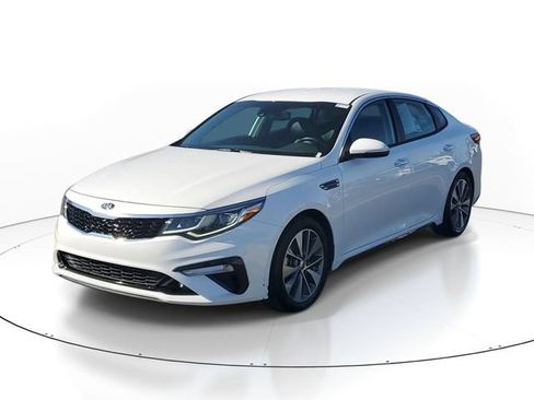 Used 2019 Kia Optima S FWD image 2