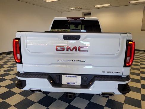Used 2023 GMC Sierra 1500 Denali w/ Technology Package image 6