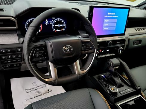 Certified 2025 Toyota Tacoma 4x4 Double Cab Hybrid image 35