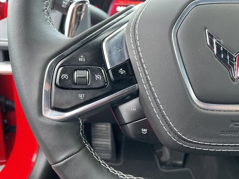 Certified 2025 Chevrolet Corvette Stingray Coupe w/ 1LT image 29