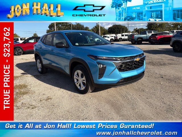 New 2026 Chevrolet Trax LS FWD 360° Tour