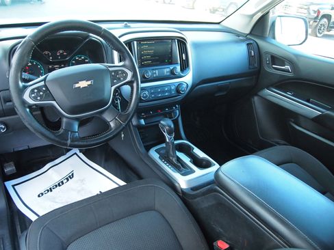 Used 2022 Chevrolet Colorado LT w/ Fleet Safety Package image 27