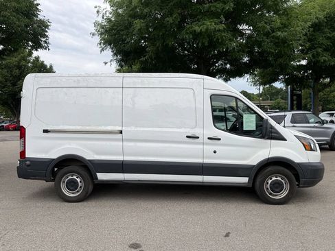 Used 2017 Ford Transit 250 148 Medium Roof RWD image 8