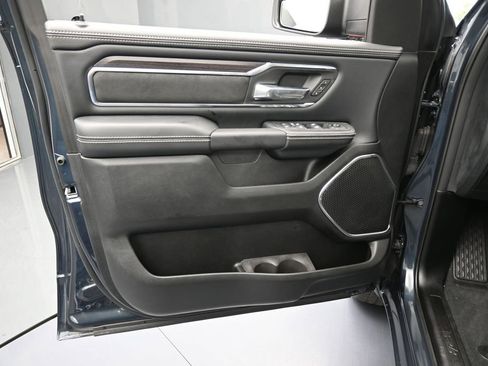 Used 2026 RAM 1500 Laramie AWD/4WD image 12