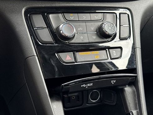 Certified 2022 Buick Encore Preferred w/ Safety Package image 35