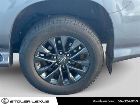 Used 2023 Lexus GX 460 Premium image 14