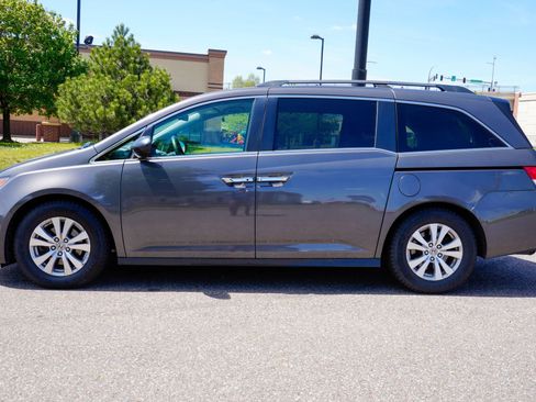 Used 2015 Honda Odyssey EX image 3