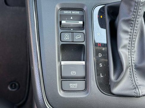 Used 2024 Honda CR-V EX-L image 34