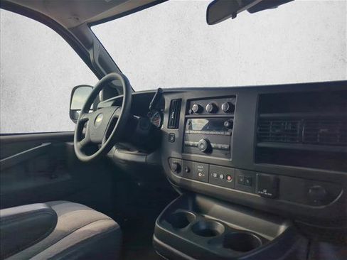 Used 2019 Chevrolet Express 3500 LT w/ LT Preferred Equipment Group image 21