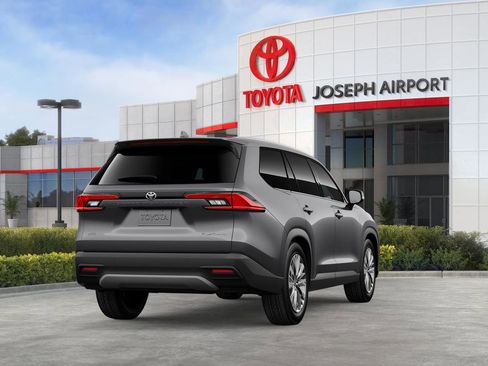 New 2026 Toyota Grand Highlander Platinum image 41