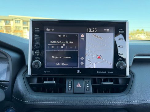 Used 2022 Toyota RAV4 Limited image 6