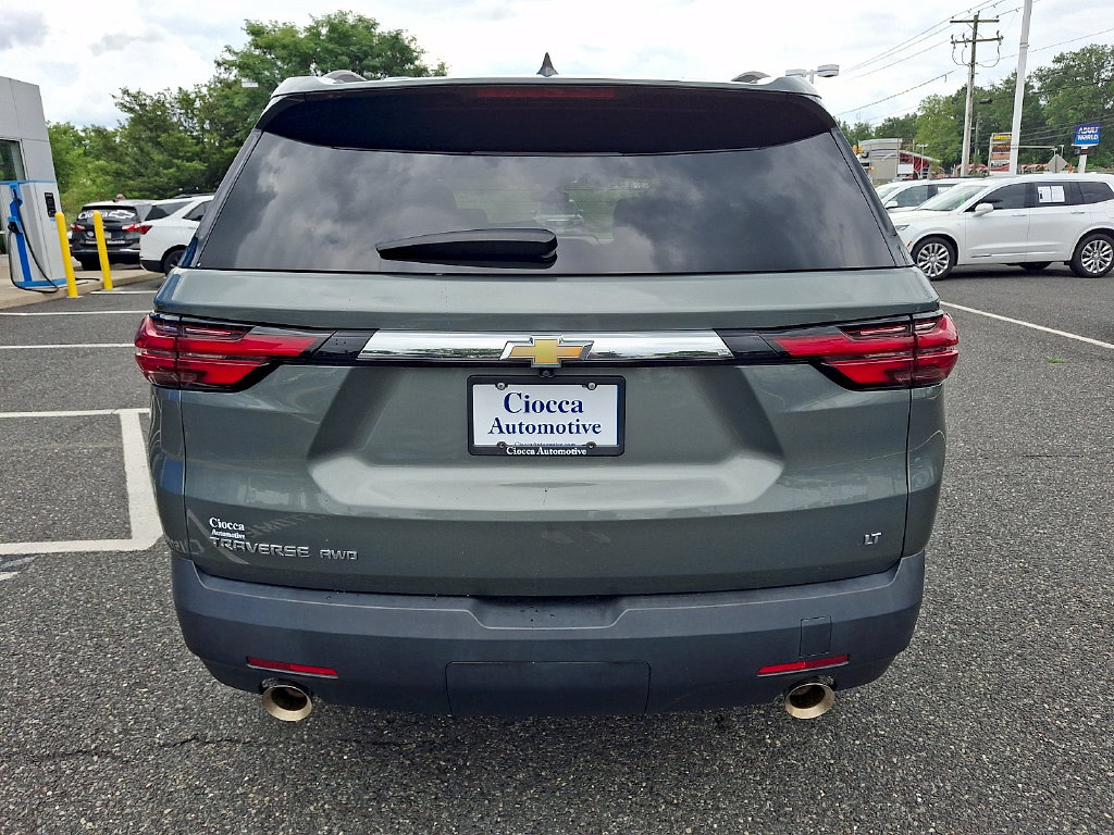 Used 2023 Chevrolet Traverse LT w/ LPO, Floor Liner Package AWD/4WD image 6