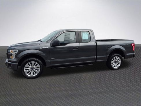 Used 2016 Ford F150 XL w/ Equipment Group 101A Mid RWD image 2