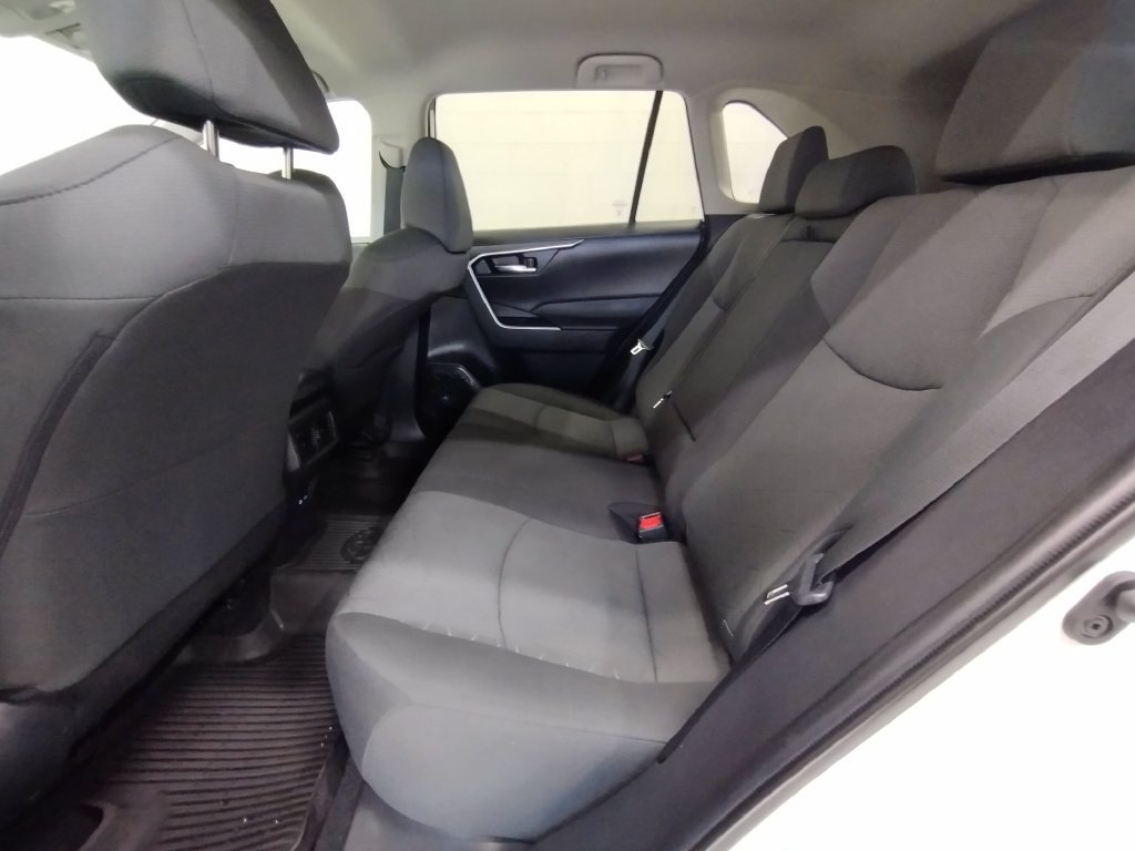 Used 2022 Toyota RAV4 XLE w/ XLE Grade Weather Package AWD/4WD image 33