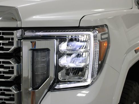 Used 2020 GMC Sierra 2500 Denali w/ Denali Ultimate Package AWD/4WD image 13