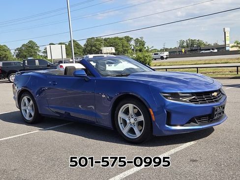 Used 2023 Chevrolet Camaro LT RWD image 7