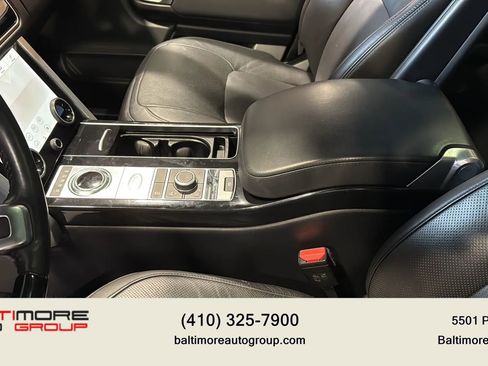 Used 2020 Land Rover Range Rover HSE image 22