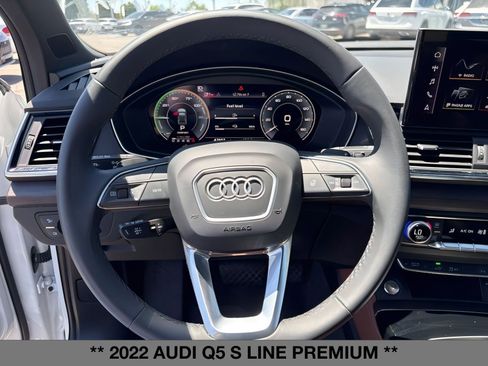 Used 2022 Audi Q5 e Premium w/ Convenience Package image 20