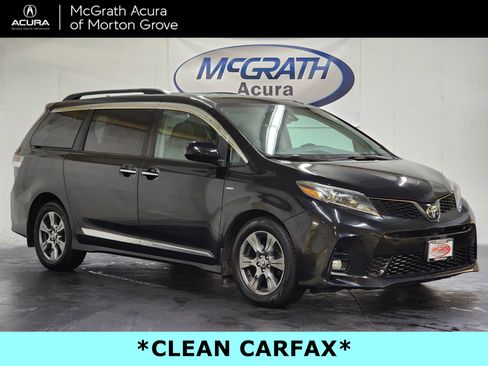 Used 2019 Toyota Sienna SE w/ SE Preferred Package image 1