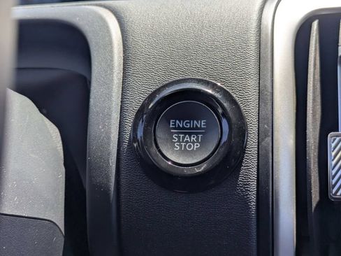 Used 2025 Ford Expedition Max Active AWD/4WD image 23
