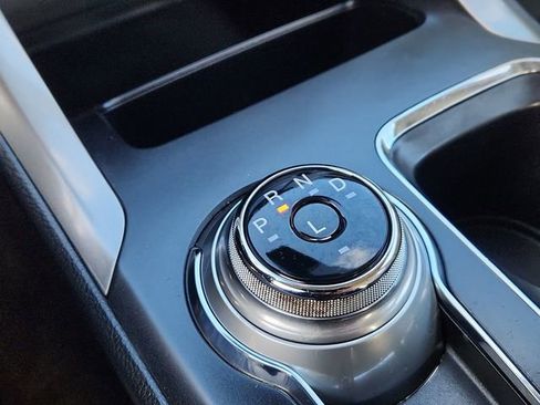 Used 2019 Ford Fusion SE image 41