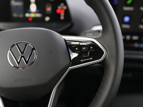 New 2026 Volkswagen ID.4 Pro AWD/4WD image 21