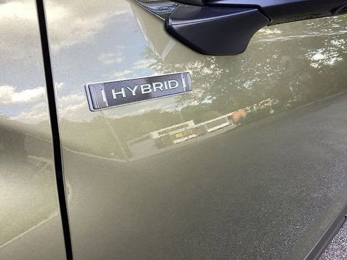 Used 2025 Subaru Forester Touring w/ Touring Package image 9