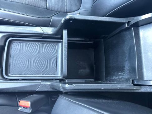 Used 2018 Honda CR-V Touring image 29