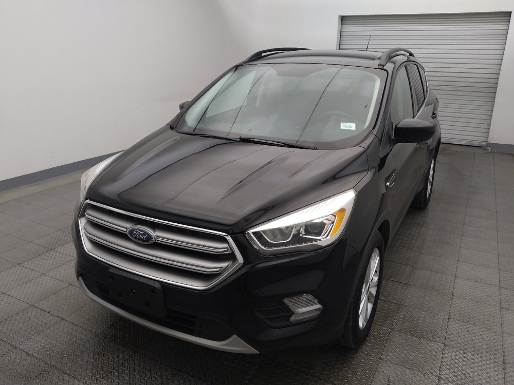 Used 2017 Ford Escape SE w/ Equipment Group 201A FWD image 15