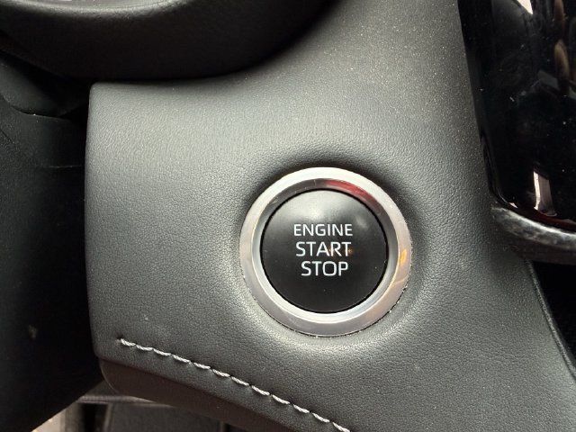 Used 2024 Toyota Highlander XSE FWD image 25