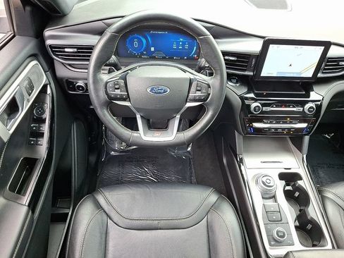 Used 2023 Ford Explorer ST w/ Equipment Group 401A AWD/4WD image 13