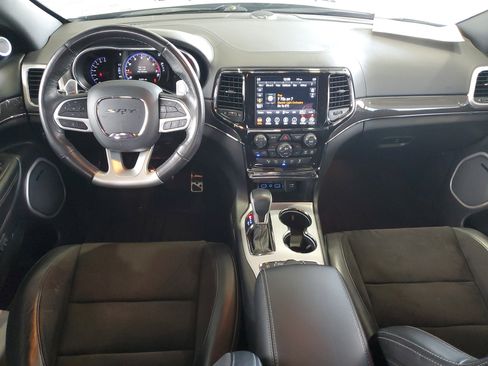 Used 2021 Jeep Grand Cherokee SRT image 11