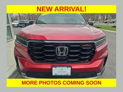 Used 2025 Honda Pilot TrailSport