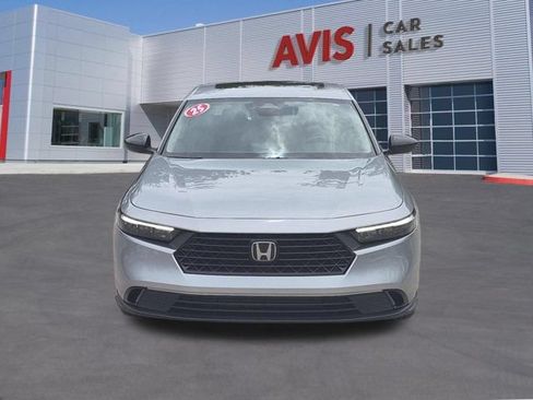 Used 2025 Honda Accord SE image 2