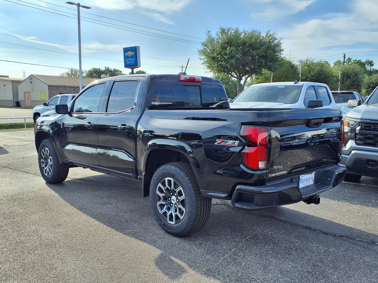 New 2026 Chevrolet Colorado Z71 w/ Z71 Convenience Package 2 AWD/4WD image 3