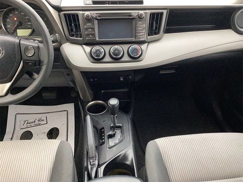 Used 2015 Toyota RAV4 LE image 14