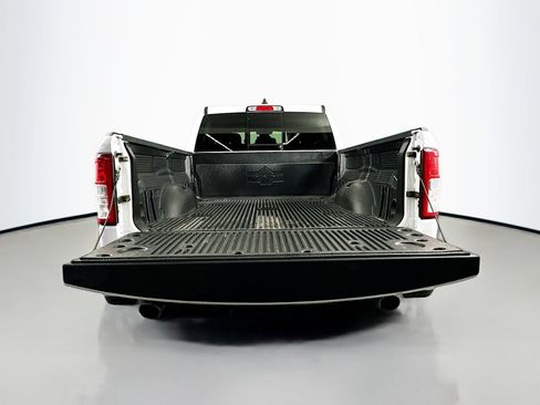 Used 2020 RAM 1500 Big Horn AWD/4WD image 25