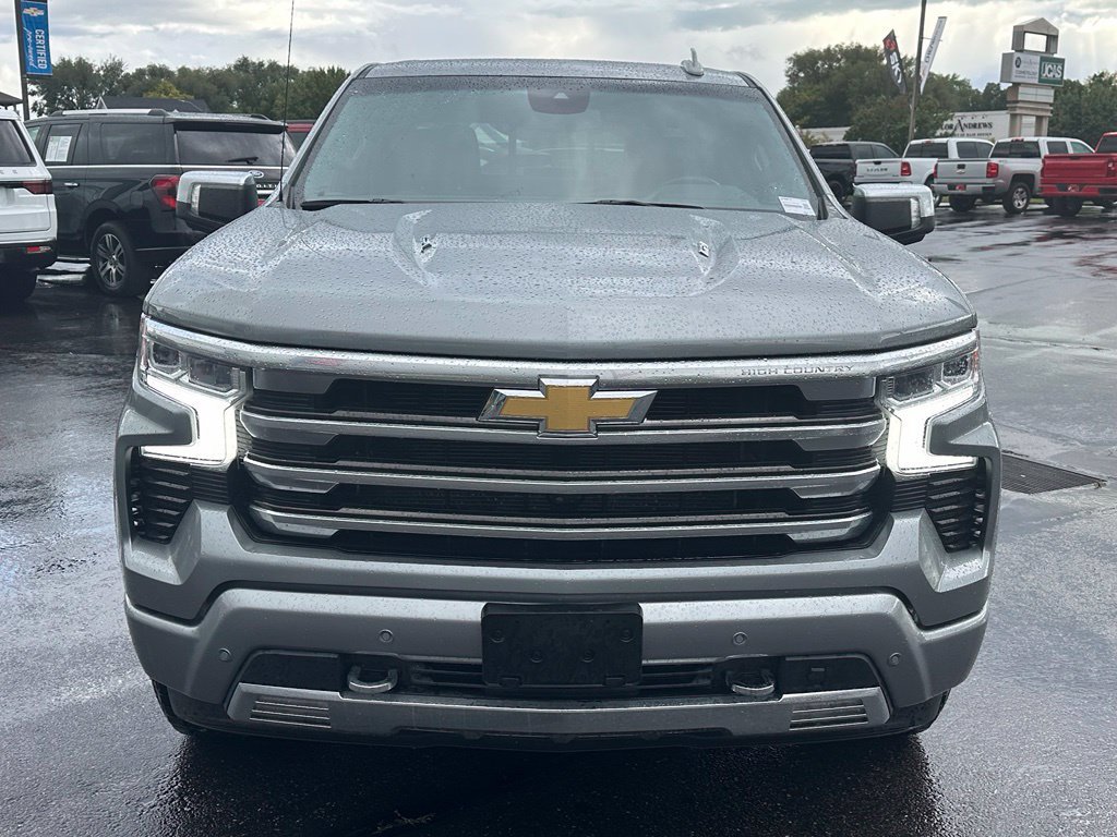 Certified 2023 Chevrolet Silverado 1500 High Country w/ Max Trailering Package AWD/4WD image 9