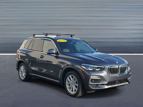 Used 2021 BMW X5 xDrive40i w/ Premium Package 2 image 2