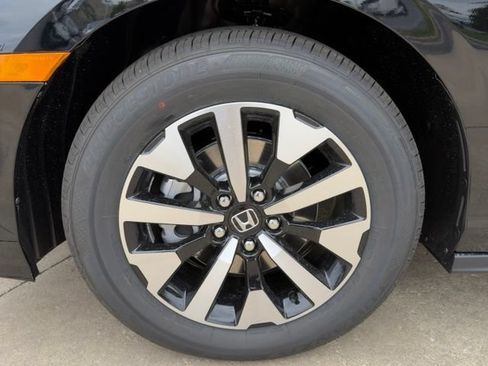 New 2026 Honda Odyssey EX-L image 9
