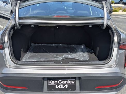 New 2026 Kia K4 FWD image 12