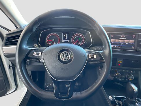 Used 2019 Volkswagen Jetta SE image 11