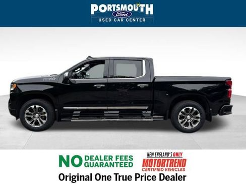 Used 2024 Chevrolet Silverado 1500 High Country w/ Technology Package image 2