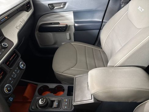 Used 2022 Ford Maverick XLT image 17